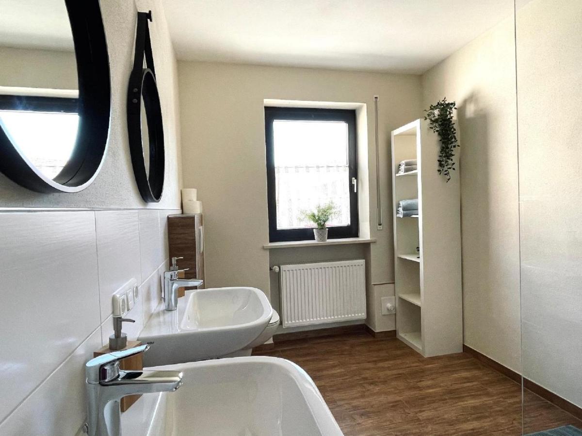 Ferienwohnung Hoamatgfuehl フュルト・イム・ヴァルト エクステリア 写真