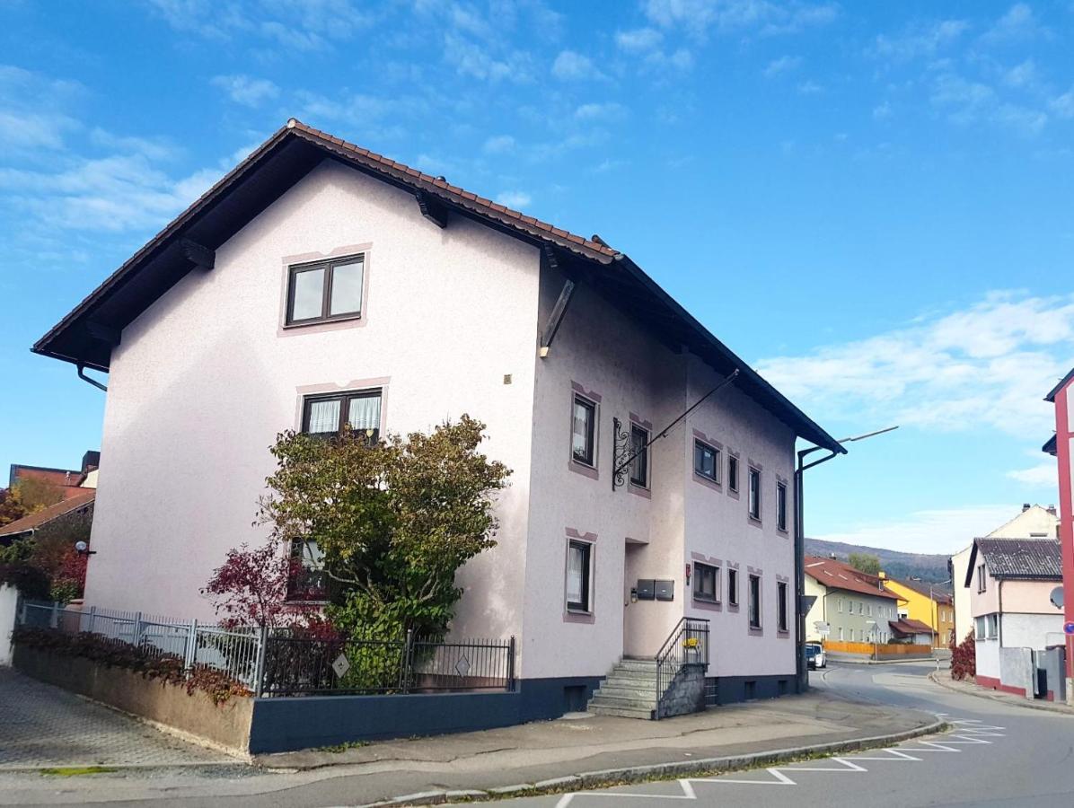 Ferienwohnung Hoamatgfuehl フュルト・イム・ヴァルト エクステリア 写真